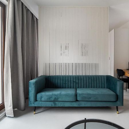Wola Artistic Designer Apartment Warsaw Luaran gambar