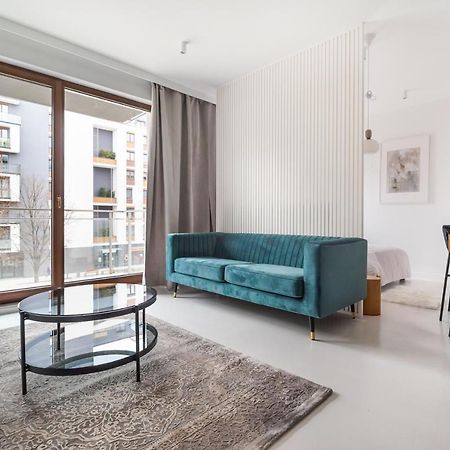 Wola Artistic Designer Apartment Warsaw Luaran gambar