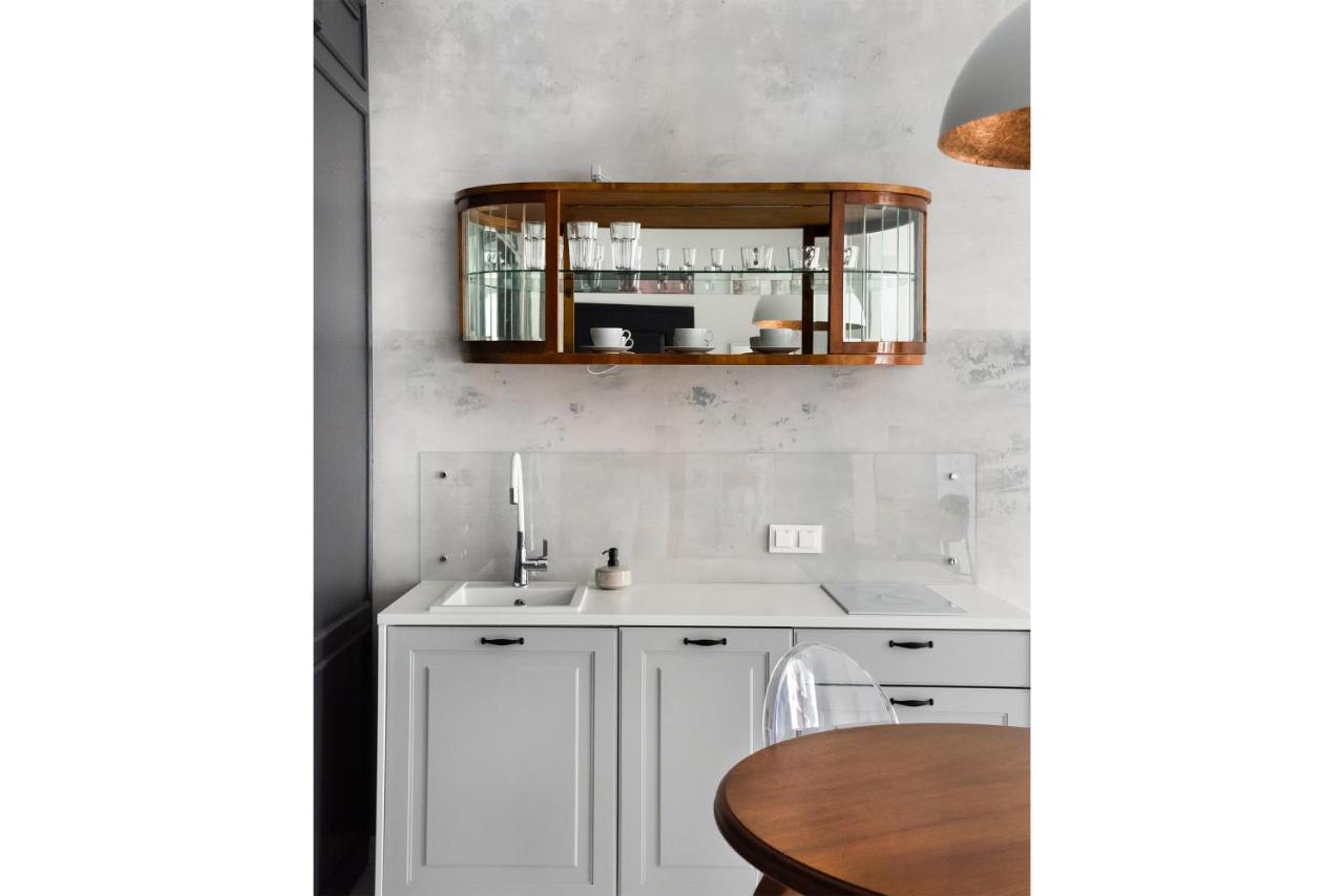 Wola Artistic Designer Apartment Warsaw Luaran gambar