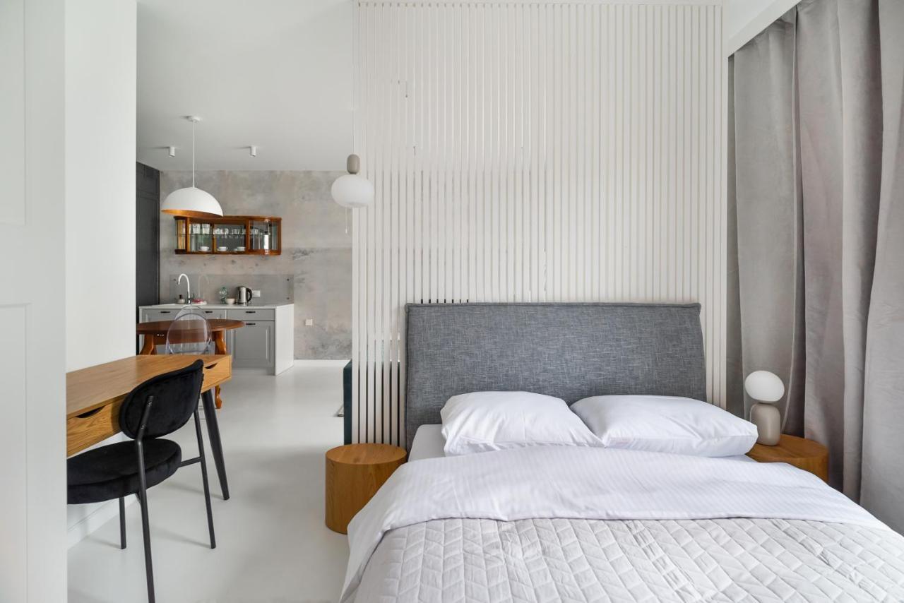 Wola Artistic Designer Apartment Warsaw Luaran gambar