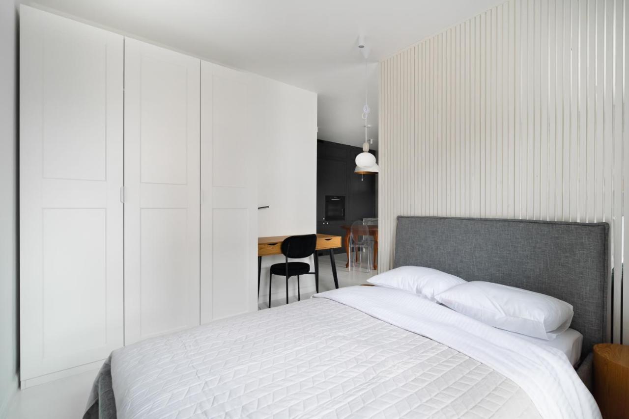 Wola Artistic Designer Apartment Warsaw Luaran gambar